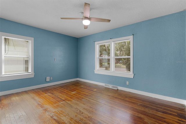 408 S 12TH STREET, Leesburg, FL 34748
