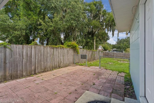 408 S 12TH STREET, Leesburg, FL 34748