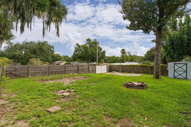 408 S 12TH STREET, Leesburg, FL 34748