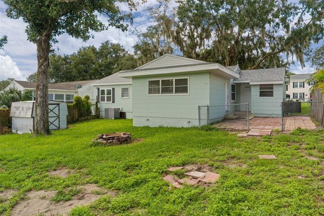 408 S 12TH STREET, Leesburg, FL 34748
