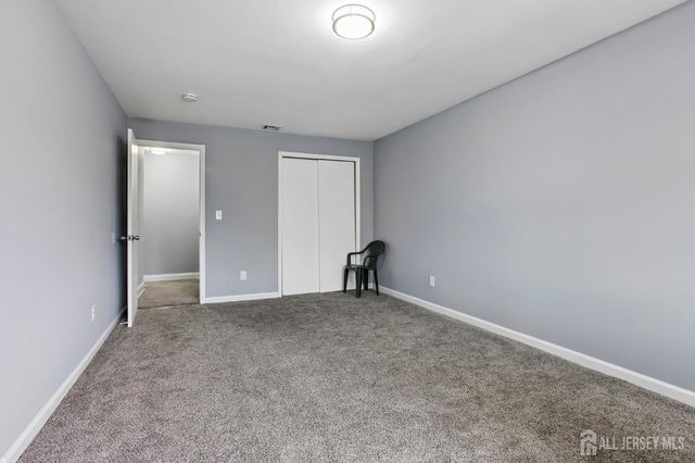 396 College Drive, Edison, NJ 08817