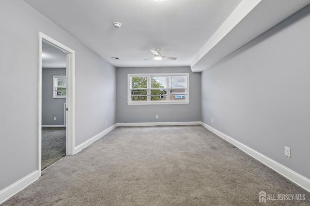 396 College Drive, Edison, NJ 08817