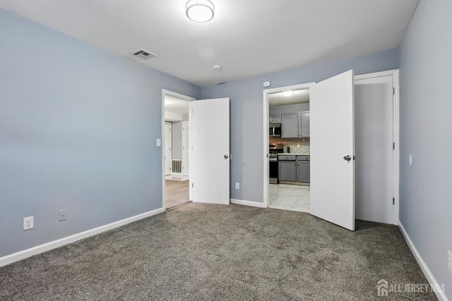 396 College Drive, Edison, NJ 08817
