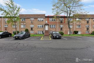 396 College Drive, Edison, NJ 08817