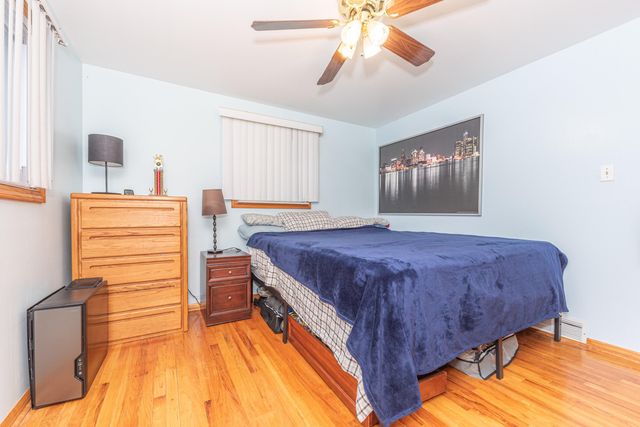 24345 Hanover Street, Dearborn Heights, MI 48125