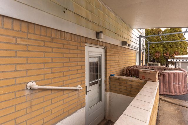 24345 Hanover Street, Dearborn Heights, MI 48125