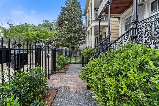 908 E 26th Street, Houston, TX 77009