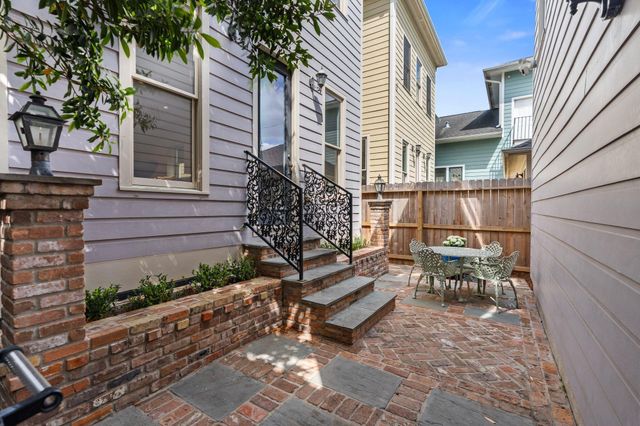 908 E 26th Street, Houston, TX 77009