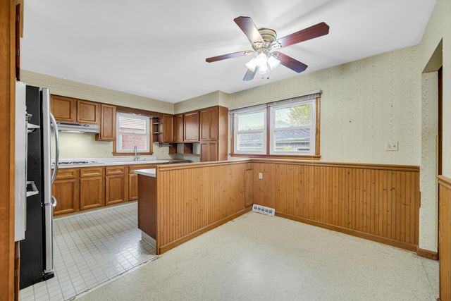519 N Jay Avenue, Griffith, IN 46319