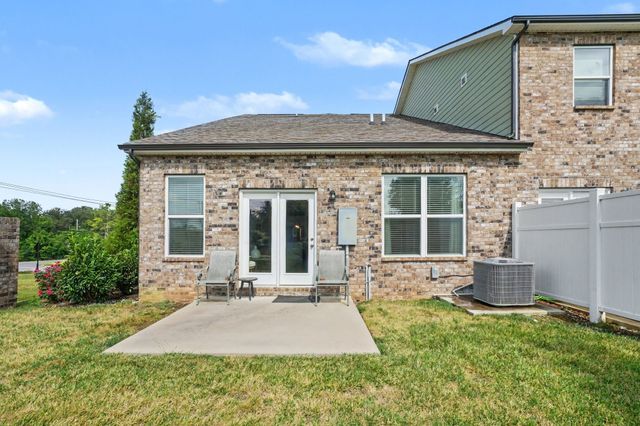 2006 Sperling Dr, Gallatin, TN 37066
