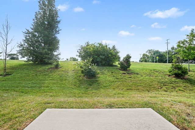 2006 Sperling Dr, Gallatin, TN 37066