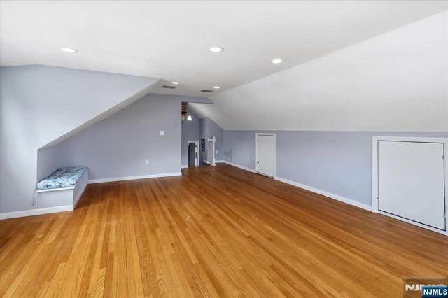 922 Wildwood Road, Oradell, NJ 07649