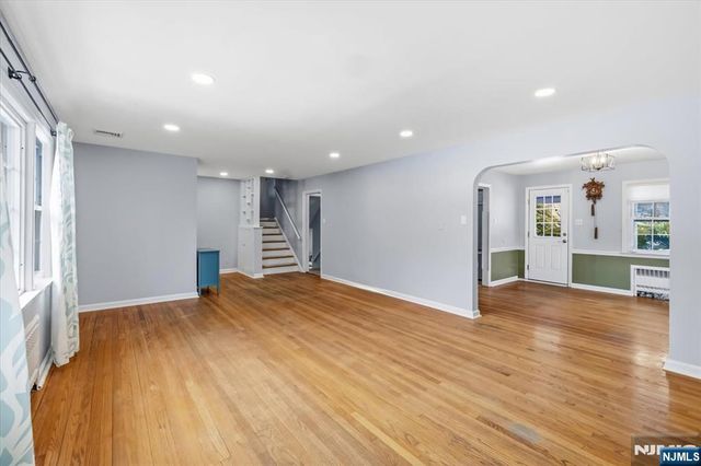 922 Wildwood Road, Oradell, NJ 07649