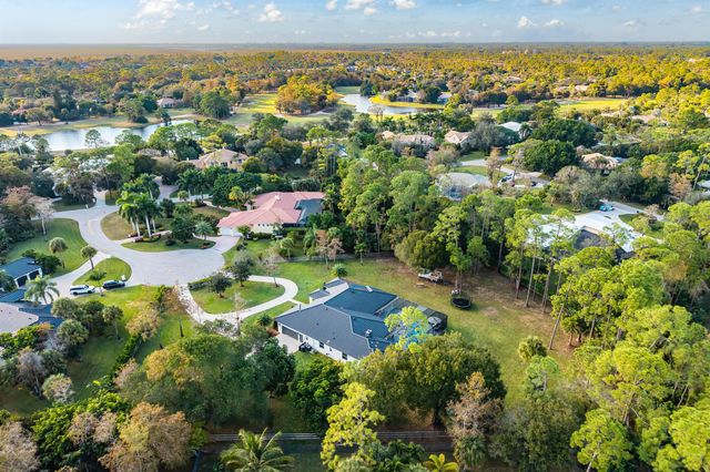 704 Deerwood Court, Wellington, FL 33414