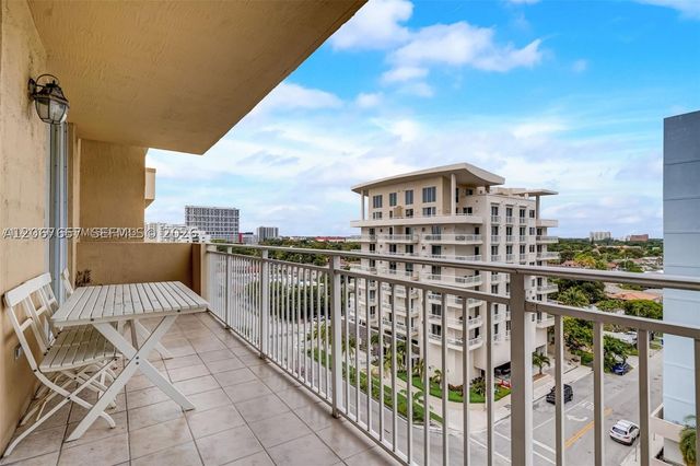 2425 SW 27th Ave 806, Miami, FL 33145