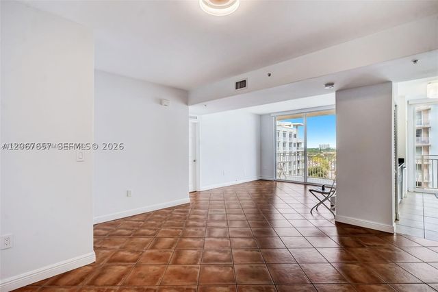 2425 SW 27th Ave 806, Miami, FL 33145