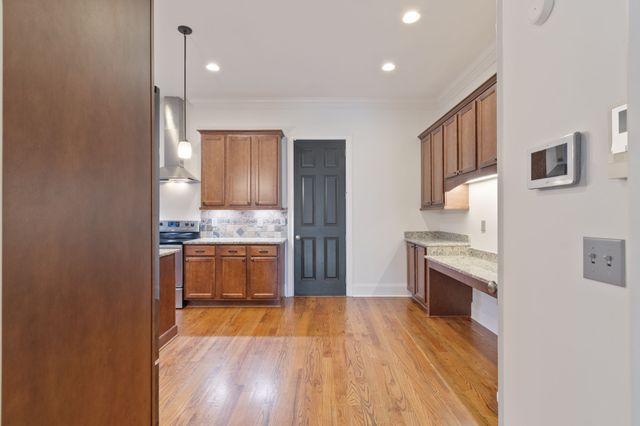 1100B W Grove Ave, Nashville, TN 37203