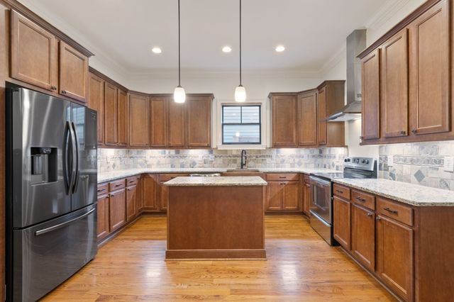 1100B W Grove Ave, Nashville, TN 37203