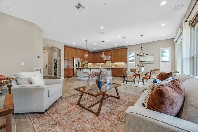 2000 Tempranillo Ln, Brentwood, CA 94513