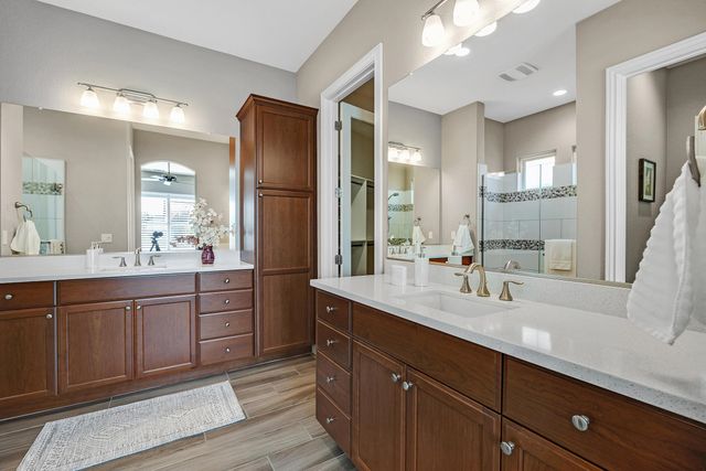 2000 Tempranillo Ln, Brentwood, CA 94513