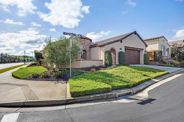 2000 Tempranillo Ln, Brentwood, CA 94513