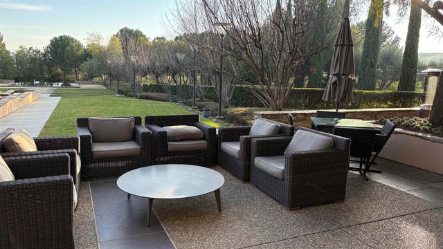 2000 Tempranillo Ln, Brentwood, CA 94513