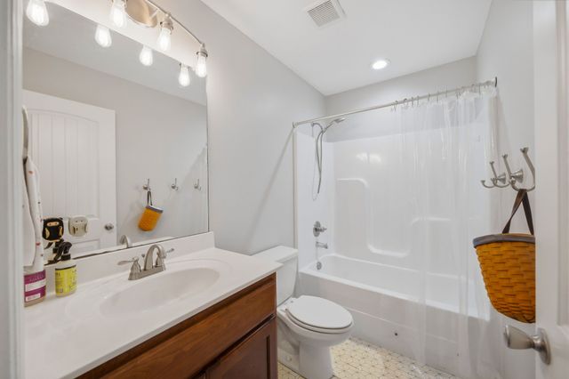 257 Home Place Ct, SE, Cleveland, TN 37323
