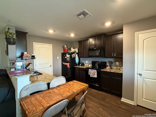 3131 ROSALIND WAY, San Antonio, TX 78222