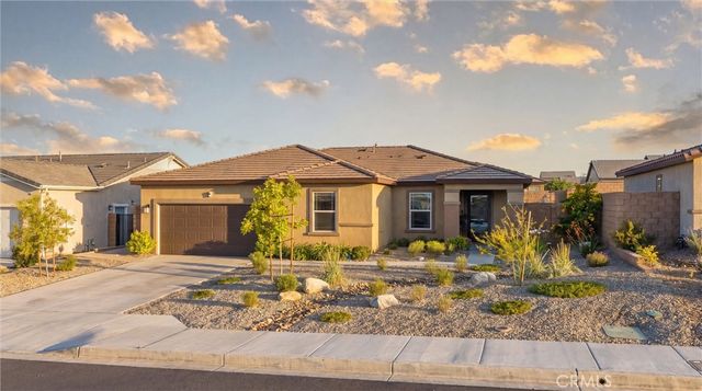 13759 Asprey St, Victorville, CA 92392