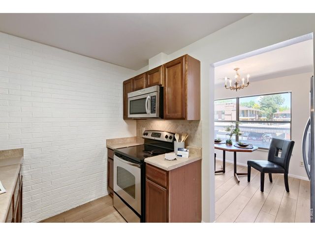 500 Manhattan Dr D7, Boulder, CO 80303