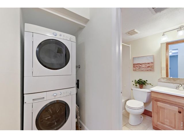 500 Manhattan Dr D7, Boulder, CO 80303