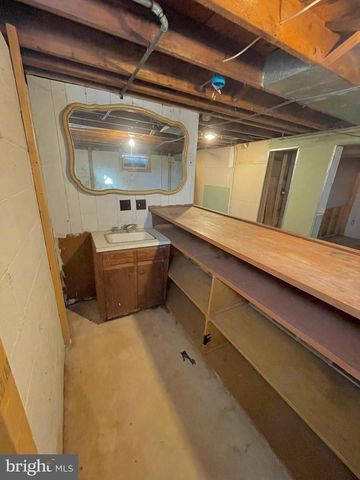 2263 EDGEWOOD DR, Vineland, NJ 08361