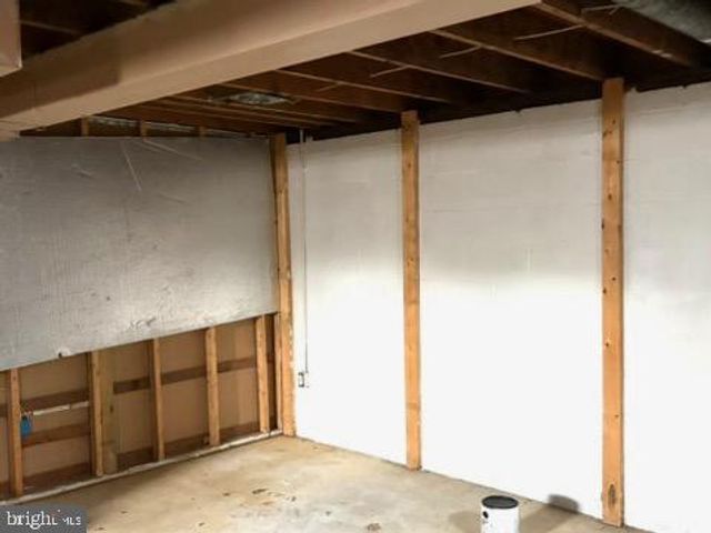 2263 EDGEWOOD DR, Vineland, NJ 08361