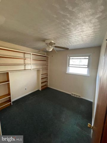 2263 EDGEWOOD DR, Vineland, NJ 08361