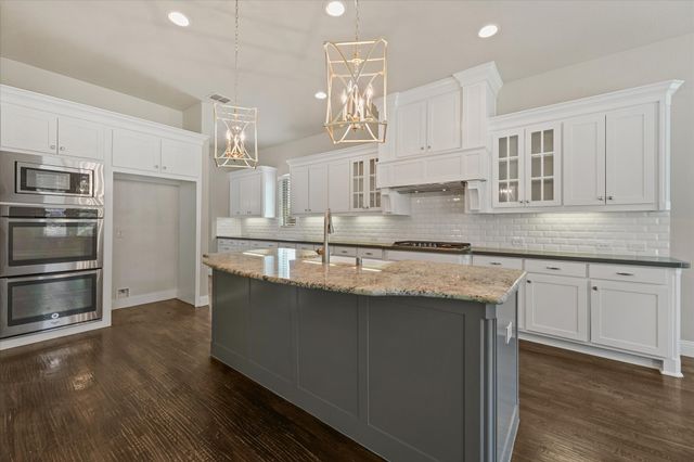 10846 Smoky Oak Trail, Argyle, TX 76226
