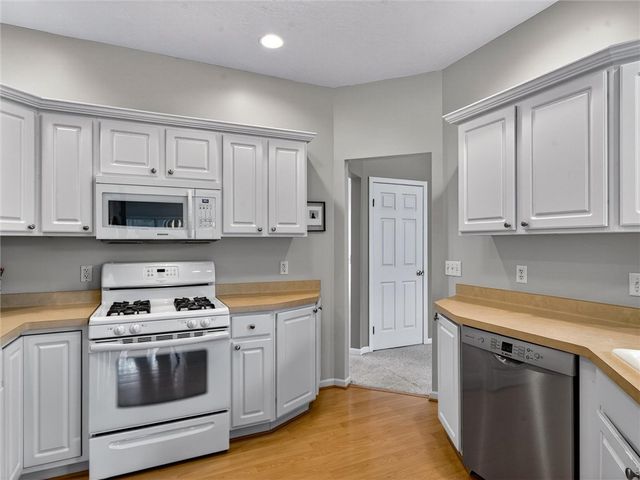 718 Rookery Way, Walworth, NY 14502