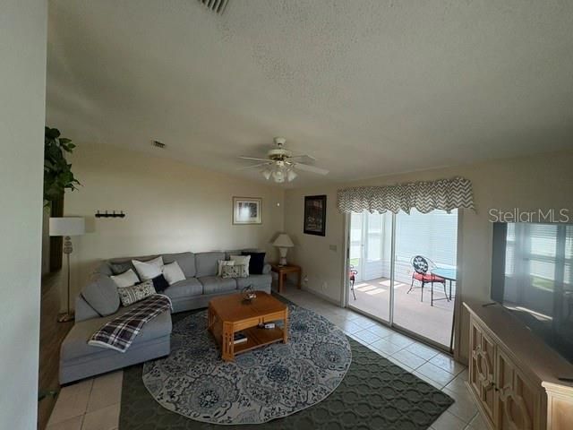 932 CHULA CT, Lady Lake, FL 32159