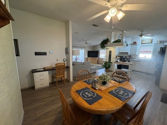 932 CHULA CT, Lady Lake, FL 32159