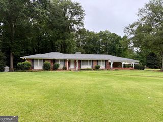 9 Ridge Drive, Hampton, GA 30228