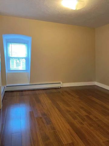 12 Baldwin St 1, Newton, MA 02458