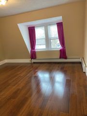 12 Baldwin St 1, Newton, MA 02458