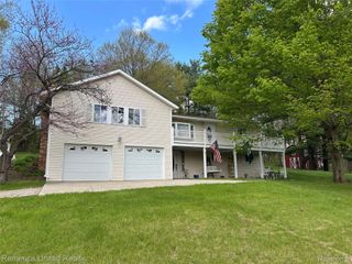 9640 Wiggins Road, Deerfield Township, MI 48855