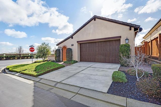 2000 Tempranillo Ln, Brentwood, CA 94513
