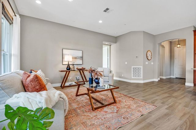2000 Tempranillo Ln, Brentwood, CA 94513