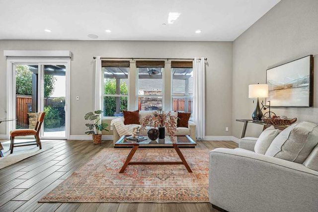 2000 Tempranillo Ln, Brentwood, CA 94513