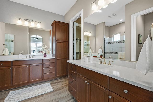 2000 Tempranillo Ln, Brentwood, CA 94513