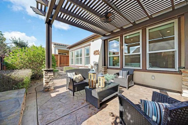 2000 Tempranillo Ln, Brentwood, CA 94513
