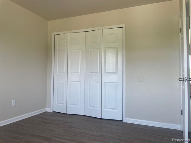 19220 Wick Road 219, Allen Park, MI 48101