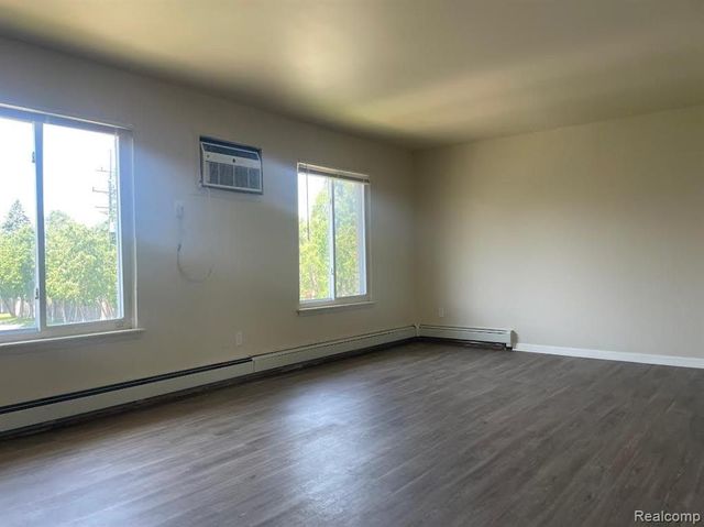 19220 Wick Road 219, Allen Park, MI 48101