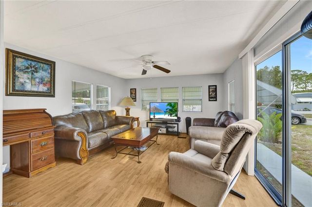 27543 Hoenie DR, Bonita Springs, FL 34135